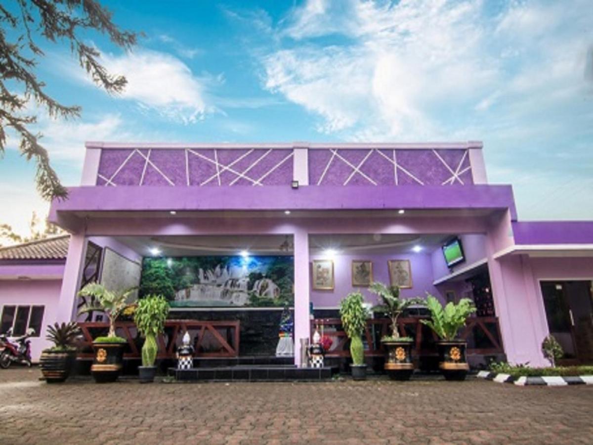 Hotel Signature Mandala Kencana Cianjur Exterior foto