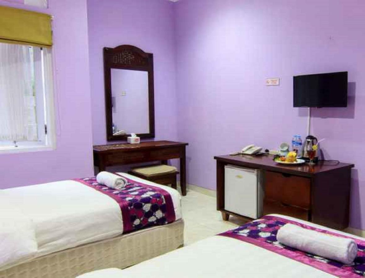 Hotel Signature Mandala Kencana Cianjur Exterior foto