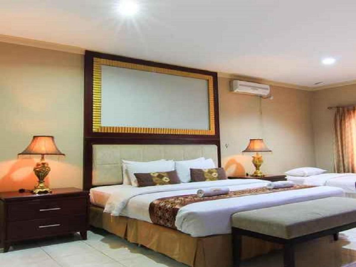 Hotel Signature Mandala Kencana Cianjur Exterior foto